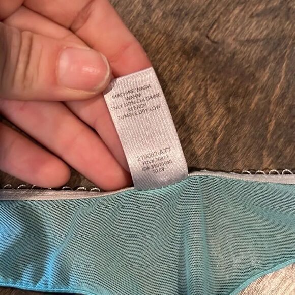 Vintage VICTORIA'S SECRET  Dream Angels Thong Sz-Medium 2009 Silver tag - Picture 7 of 13